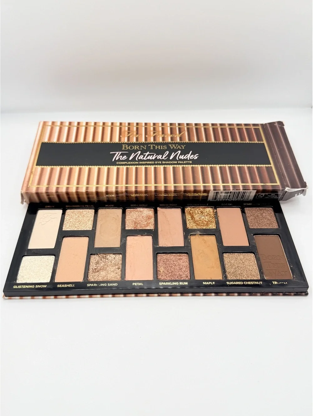 Too Faced Born This Way The Natural Nudes Eye Shadow Palette